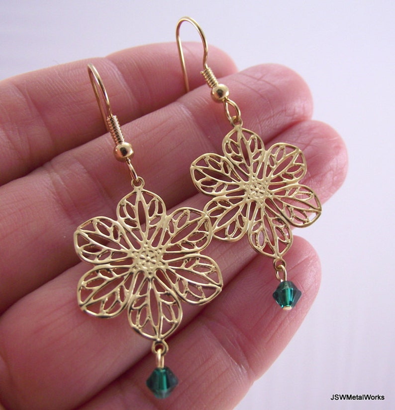 Mixed Gem And Chain Flower Earrings Green main image 0