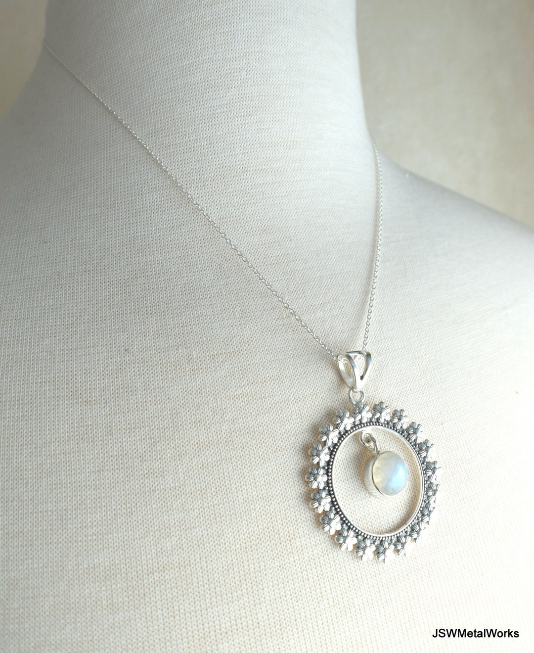 18 Inch Sterling Silver Round Floral Labradorite or Moonstone - Etsy