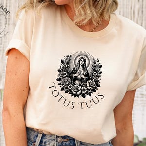 Totus Tuus Catholic T-Shirt Virgin Mary Traditional Catholic Saint Tee JPII Marian Gift, Jesus Lover Shirt, Confirmation Gift for Godmother