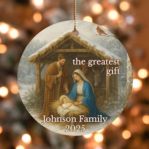 Adorno de Natividad, regalo cristiano familiar personalizado, adorno católico navideño personalizado, adorno de la Sagrada Familia, regalo religioso para abuelos