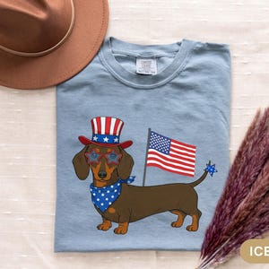 Dachshund 4th of July Shirt for Women Comfort Colors Funny Independence Day Dachshund Mom Tee American Patriotic Doxie Dog Gift for Daughter