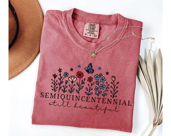 America 250th Year Anniversary Comfort Colors USA Shirt, Womens Patriotic T-Shirt, United States 250th Year Semiquincentennial Floral Shirt