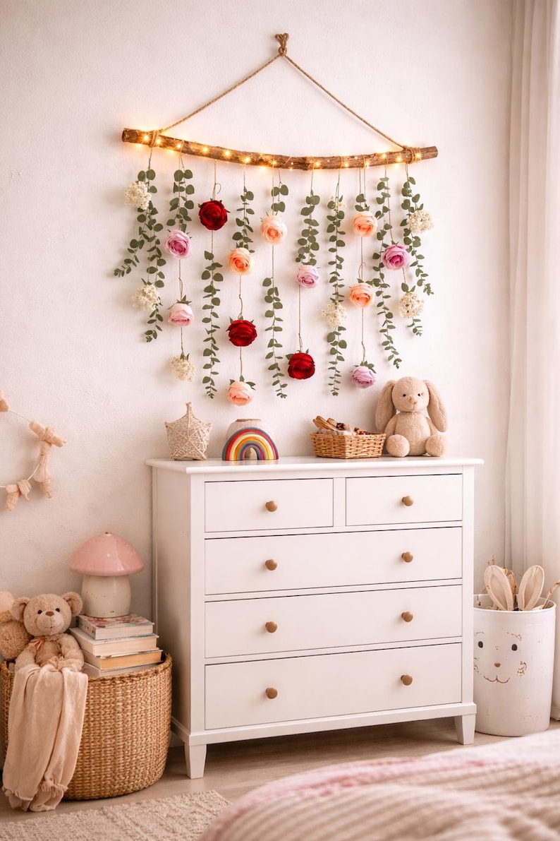 Garland with Fairy Lights, Garland with Fairy Lights, Dried Flower, Floral Wall Hanging, Dried Eucalyptus Garland, Mantel Garland, Flower Preservation, Driftwood Wall art