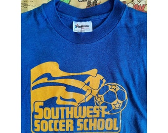 Boys Large Tshirt Vintage 80s Southwest Soccer School Kids Blue Single Stitch