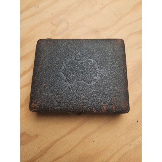 Antique Leather Jewelry Box Trinket Box Velvet In… - image 1