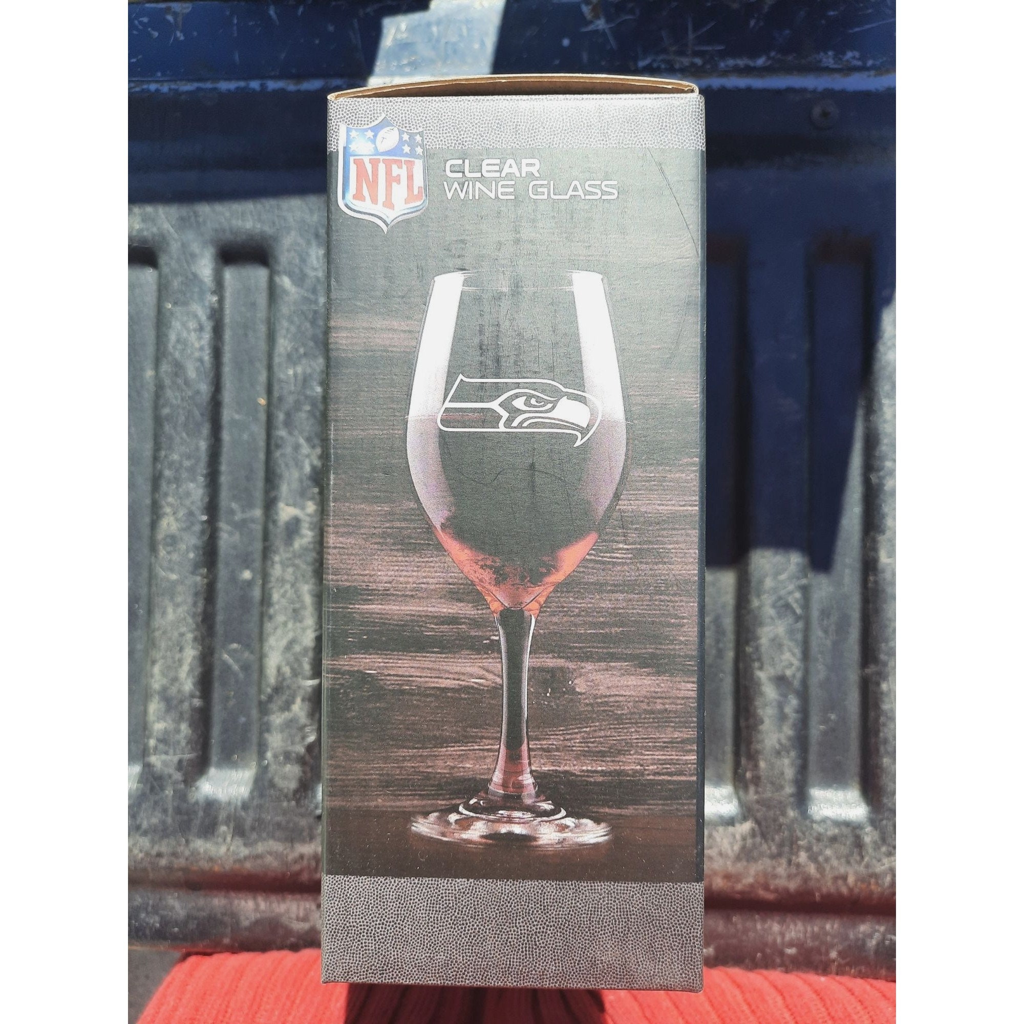 Duck House Cowboys Clear Wine Glass Set NFL Licensed 