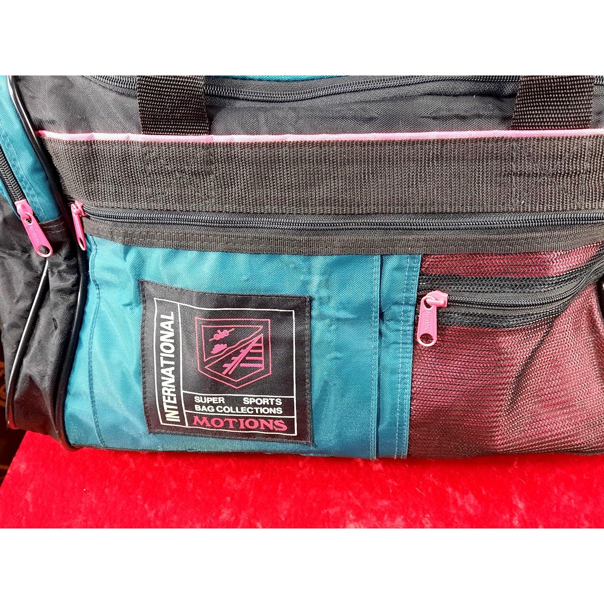 【ヴィンテージ】90's INDEPENDENT ダッフルバッグ ヴィンテージ】90's INDEPENDENT ダッフルバッグ