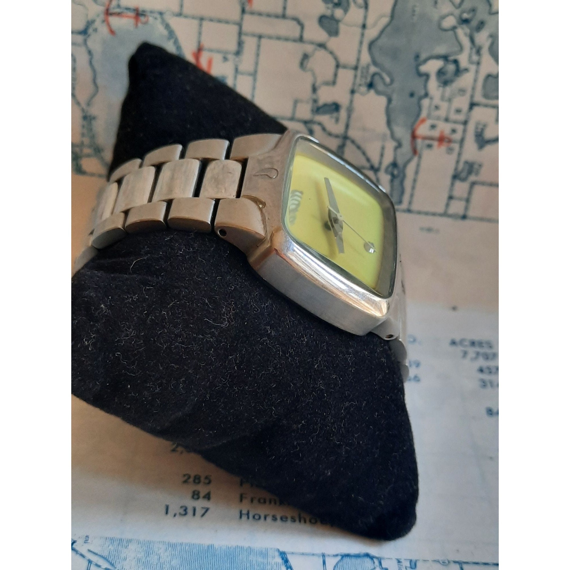 Nixon VIP Pass the Small Player Watch Japan Mov't New