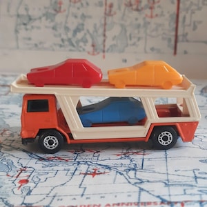 Vintage 1976 Lesney Matchbox Toy Car Superfast No.11 Car Transporter