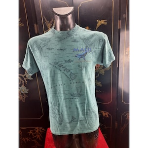 Vintage Mens M Camiseta havaiana Maui Humpback Whale Green Map Shirt