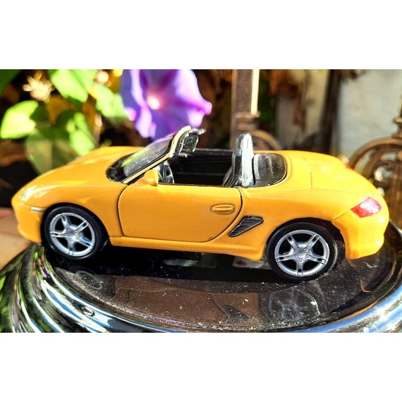 WELLY Porsche NEX イエロー WELLY 1:24 Yellow 911 992 GT3 RS Racing Sports Model Diecast