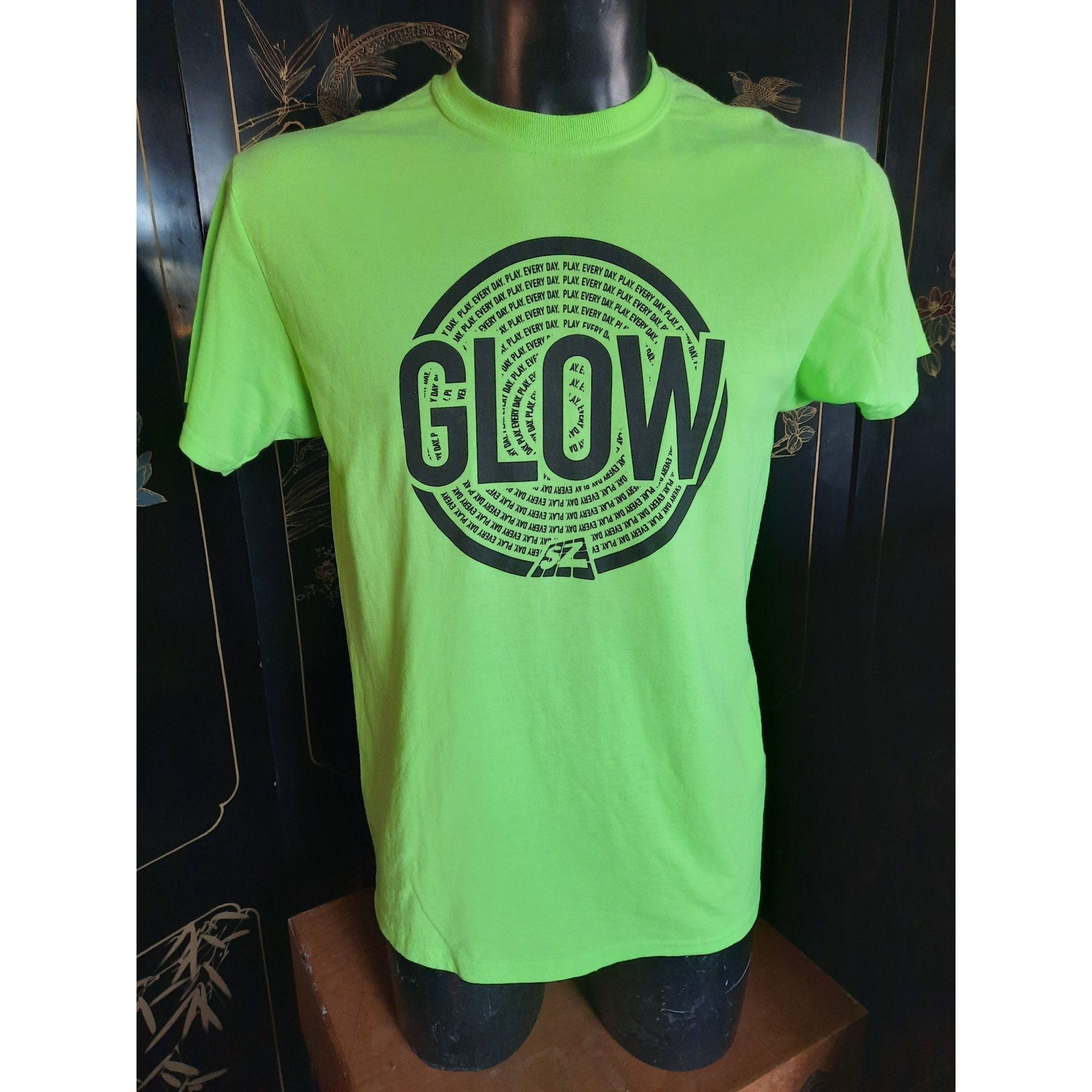 2004 Sky Zone Glow Neon T-shirt