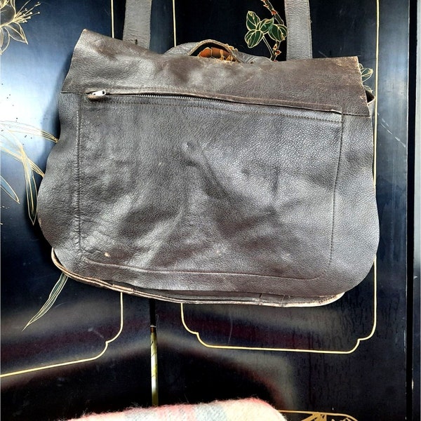 Tote Le Monde Motorcycle Side Saddle Bag Chocolate Leather Shoulder Bag