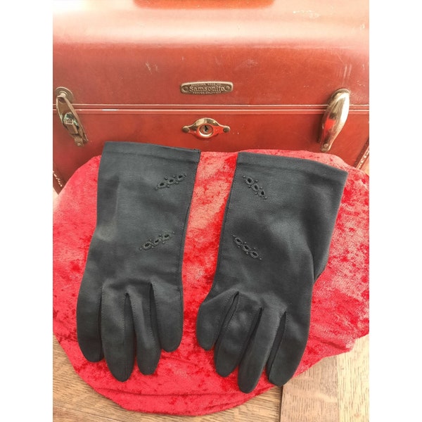 Vintage Womens Gloves by Grandoe Black Driving Gloves 1980s Sz 7