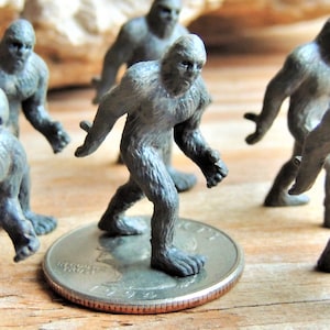 MINIATURE BIGFOOT Set Mini Figures Dollhouse Terrarium Diorama Tiny Fairy Garden Small Miniatures Figurine Sasquatch Cryptozoology Cryptid