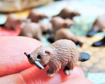 MINIATURE BEAVER Tiny Animals Figurines Fairy Garden Dollhouse Terrarium Diorama Accessory Craft Supply Figures
