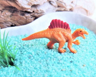 MINI DINOSAUR Miniature Tiny Dino Figurine Figure Micro Minifigure SPINOSAURUS Fairy Garden Dollhouse Diorama Terrarium Small Toy dnd Gifts