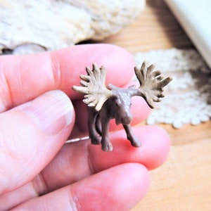 MOOSE MINIATURE Nature Animal Figurine Dollhouse Fairy Garden Diorama Terrarium Figure Small Craft Supply Mini Tiny Micro Miniatures Forest