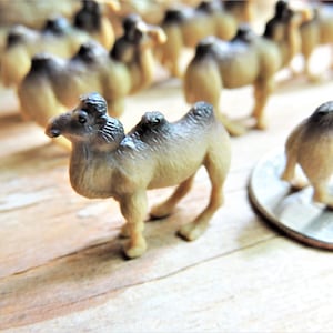 Set of MINIATURE BACTRIAN CAMEL Micro Mini Fairy Garden Animals Figure Dollhouse Diorama Terrarium Figurines Tiny Minis For Crafts Dolls Zoo