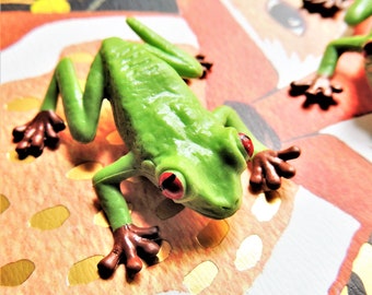 GRAPHICS & MORE Surfing Surf Rainforest Tree Frog Tropical Antiqued Bracelet Pendant Zipper Pull Charm with Lobster Clasp GRAPHICS & MORE Surfing Surf Rainforest Tree Frog Tropical Antiqued Bracelet Pendant Zipper Pull Charm with Lobster Clasp