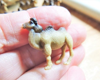 Tiny MINIATURE CAMEL For Fairy Gardens Bactrian Camels Animals Figure Dollhouse Diorama Terrarium Figurine Small Micro Miniatures Zoo Desert