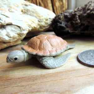 MINIATURE SEA TURTLE: Animal Figurine Figure Terrarium Dollhouse Fairy Garden Diorama Small Sea Ocean Animals Minis Crafts Beach Galapagos