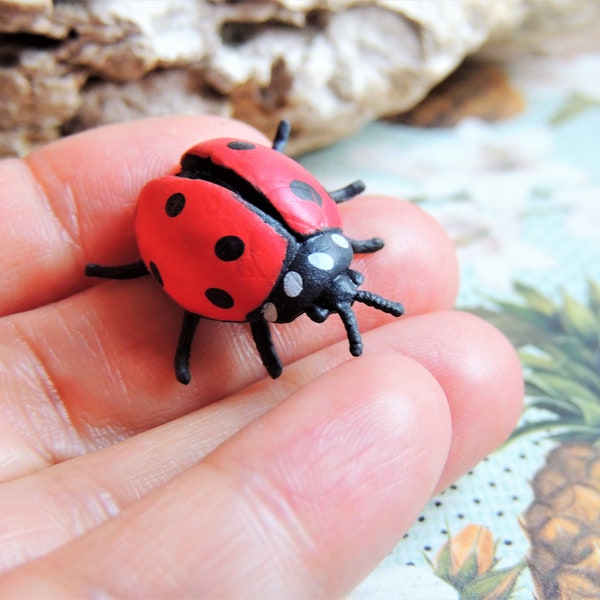 MINIATURE LADYBUG Animals Insect Figures Figurine Fairy Garden Dollhouse Diorama Terrarium Accessory Small Tiny Micro Miniatures Animal Toy