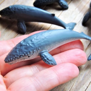 MINIATURES BLUE WHALE Animal Figurine Figure Dollhouse Fairy Garden Diorama Terrarium Supply Small Mini Sea Creature Whales Accessory Model