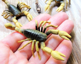 MINIATURE SCORPION Animal Figurines Dollhouse Fairy Garden Diorama Terrarium Craft Supply Desert Figures