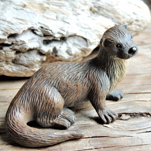 Large MINIATURE RIVER OTTER Animals Figure Figurine Dollhouse Fairy Garden Diorama Terrarium Supply Craft Plastic Miniatures Model Woodland