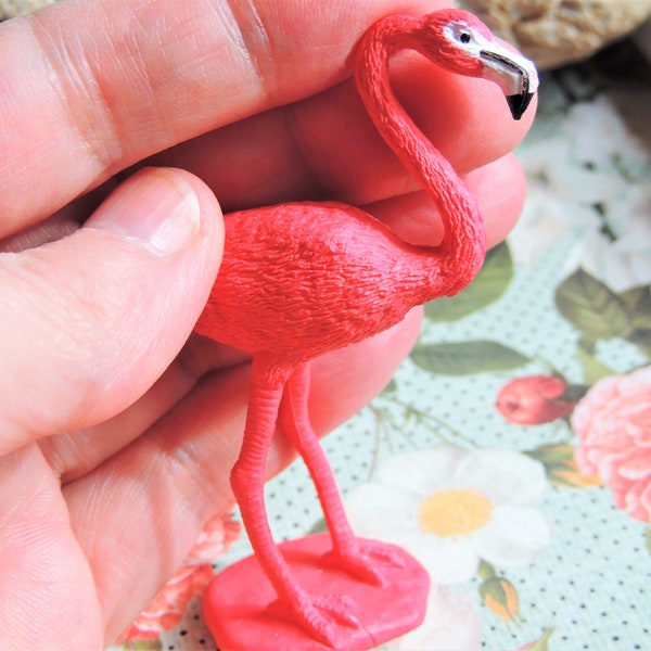 MINIATURE FLAMINGO Bird Plastic Animals Figures Figurines Dollhouse Diorama Terrarium Animal Supply Tiny Small Mini Model Toy Pink Flamingos