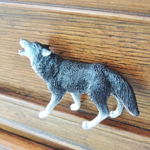 ANIMAL DRAWER KNOBS Wolf Pulls Cabinet Handle Hardware Decorative Pull Decor Wolves Furniture Bedroom Nursery Bathroom Dresser Woodland