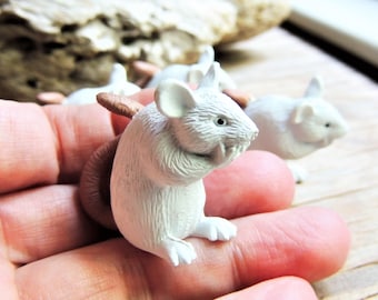 MOUSE MINIATURE ANIMALS Plastic Animal Figures Figurine Dollhouse Diorama Terrarium Fairy Garden Supplies Small Art Craft Supply Mini Mice