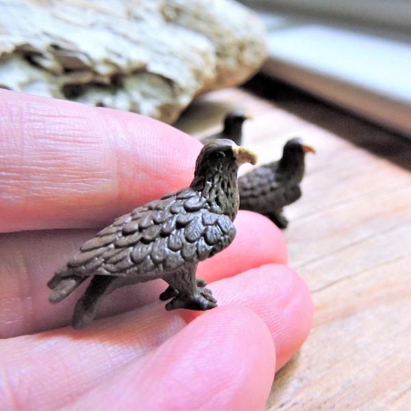 Tiny MINIATURE HAWK Golden Eagle Animal Figurine Bird Figure Dollhouse Diorama Terrarium Fairy Garden Small Mini Micro Miniatures Model 1:12