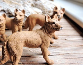 DINGO MINIATURE Animals Figurines Figures Australian Wild Dog Fairy Garden Dollhouse Diorama Terrarium Supply Craft Miniatures Animal Small