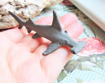 MINIATURE HAMMERHEAD SHARK Animals Figures Figurines Dollhouse Diorama Terrarium Supply Mini Small Plastic Animal Ocean Sea Life Sharks