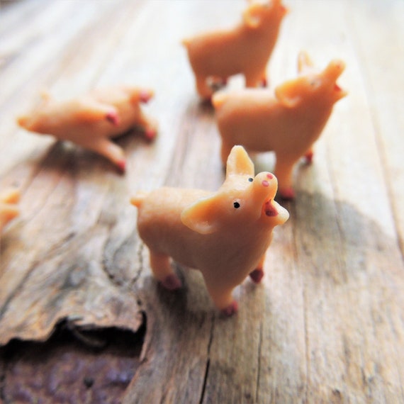 MINIATURE PIGS Mini Farm Animals Figures Figurine Pig Fairy Garden