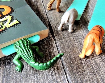 PERSONALIZED BOOKMARKS Fun Bookmark For Kids Children Safari Animal Butts Paper Personalized Book Gift Birthday Favors Students Laminated