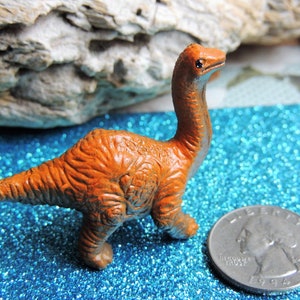 MINIATUR DINOSAURIER APATOSAURUS Tierfiguren Figur Feengärten Puppenhaus Diorama Terrarium Kleine Dino Miniaturen Minifigur Dinos Mini