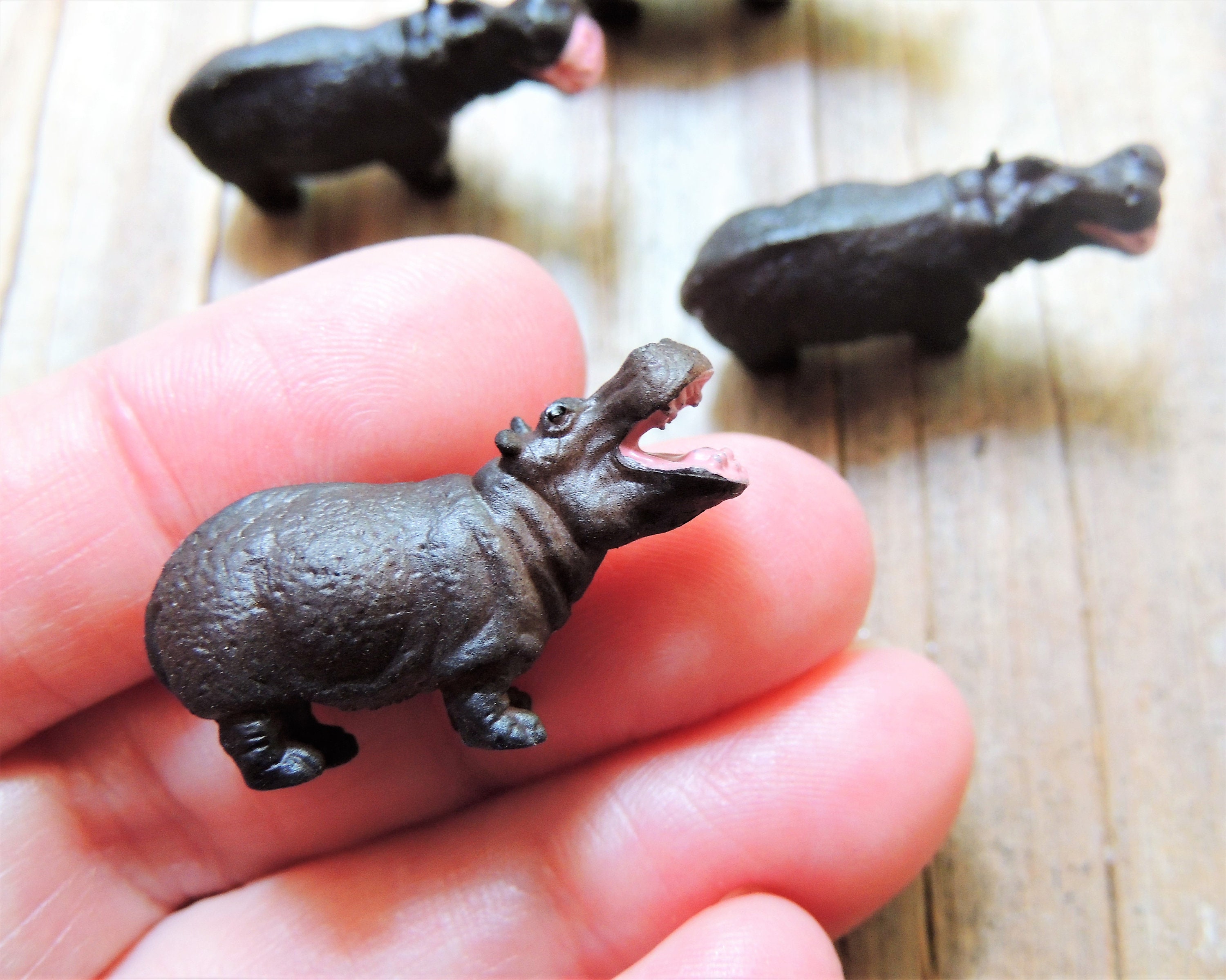 Cute Resin Money Lucky Pig Figurine Statue DIY Miniature Garden