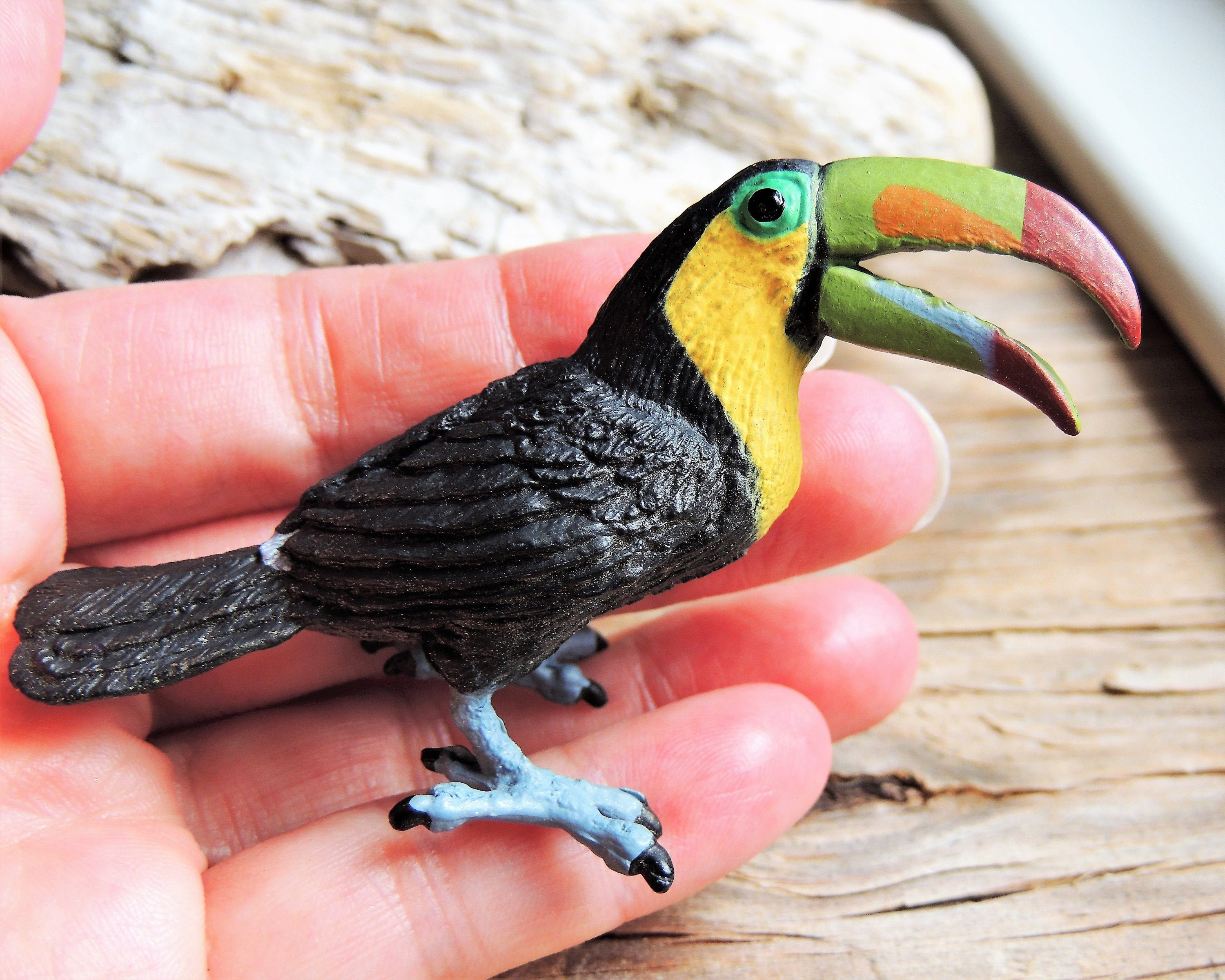 One Big Ceramic Toucan Bird Figurine, Colorful Toucan Décor