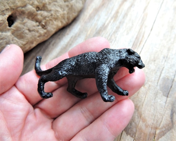 Small black panther figure clearance