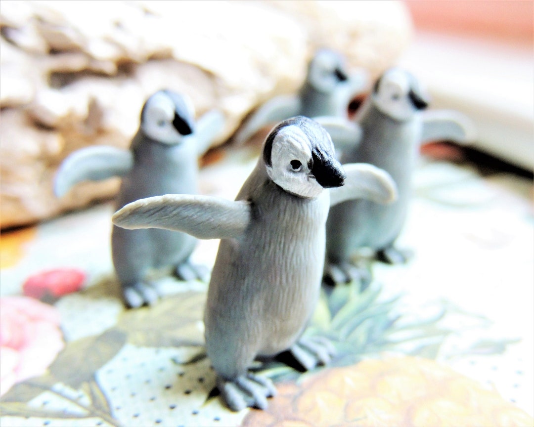 MINIATURE EMPEROR PENGUIN Chicks Fairy Garden Animal Figure