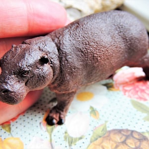 Large MINIATURE PYGMY HIPPO Hippopotamus Animal Figure Figurine Fairy Garden Diorama Dollhouse Terrarium Plastic Miniatures Model Safari Zoo