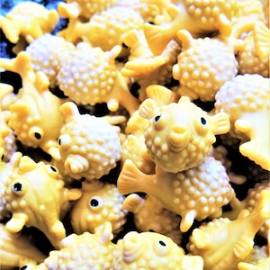 MINIATURE ANIMALS: PUFFERFISH Tiny Mini Figures For Dollhouse Terrarium Diorama Fairy Garden Craft Supply Small Minis Marine Fish Sea Ocean