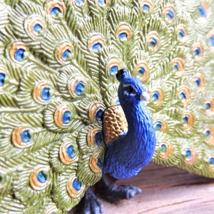 Large MINIATURE PEACOCK Bird Animals Figures Figurines Dollhouse Fairy Garden Diorama Terrarium Supply Craft Plastic Miniatures Model Toy