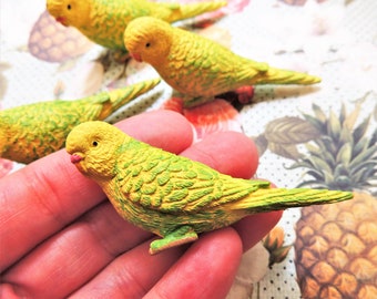 PARAKEET MINIATURE ANIMALS Plastic Birds Animal Figures Figurine Dollhouse Diorama Terrarium Supplies Small Art Craft Supply Mini Pet Budgie