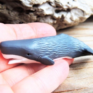 MINIATURE SPERM WHALE Animal Figures Figurines Dollhouse Fairy Garden Diorama Terrarium Supply Mini Sea Creature Whales Plastic Accessory