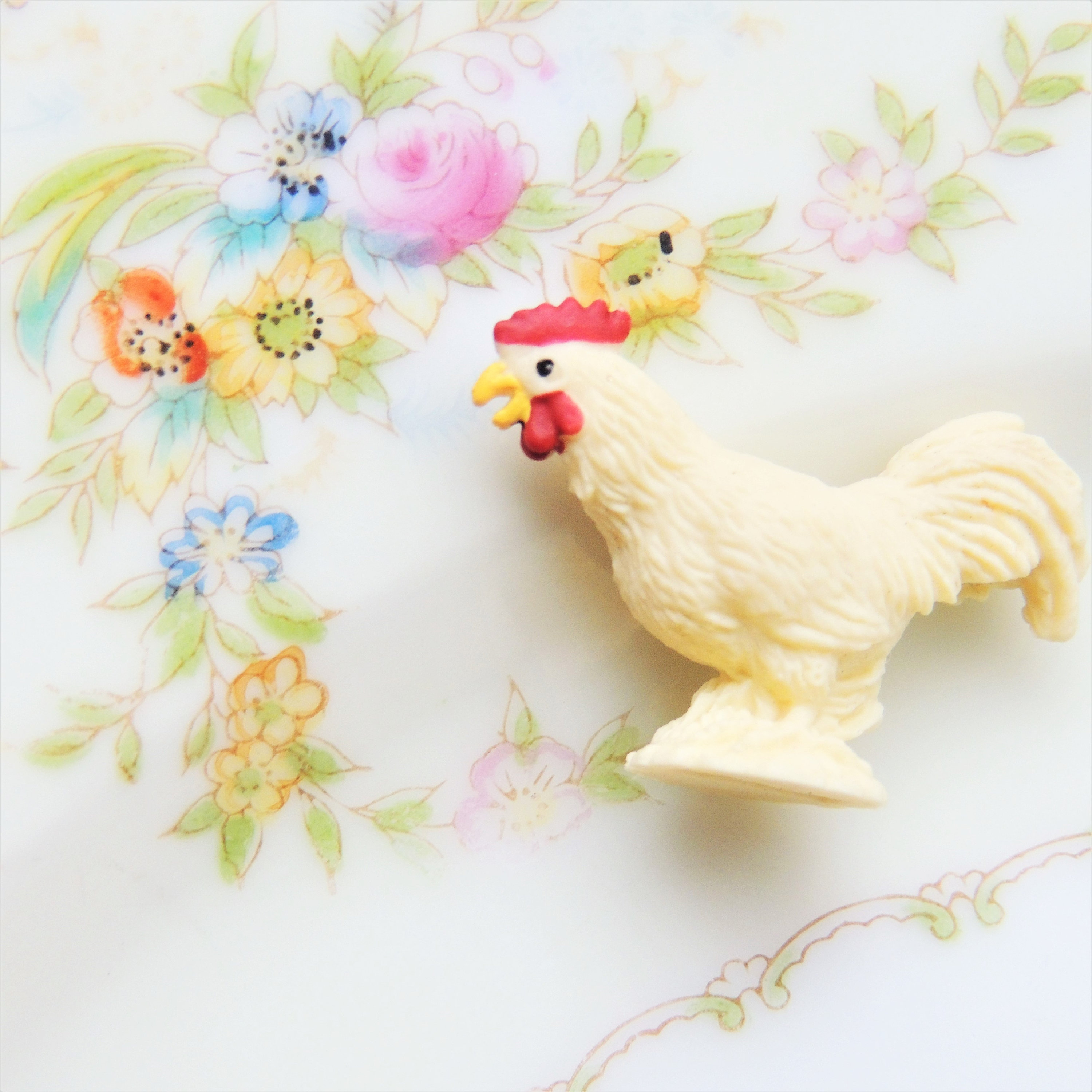 60 Pcs Mini Resin Chicken Figurines - Tiny Rooster Hen Farm Animals For Dollhouse