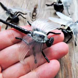 MINIATURE DRAGONFLY Animal Insect Figures Figurines Fairy Garden Terrarium Dollhouse Diorama Small Little Mini Plastic Toy Model Animals